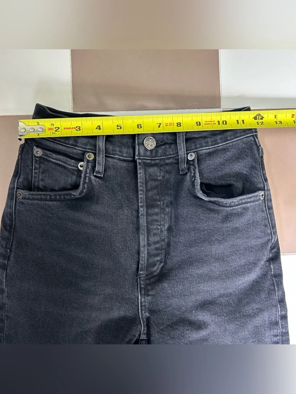 AGOLDE Riley High Rise Straight Crop Jeans 24 Panoramic Black